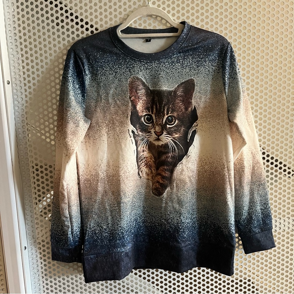 Cat Graphic Sweatshirt Long Sleeve Size Small Women’s in Blue and Off White